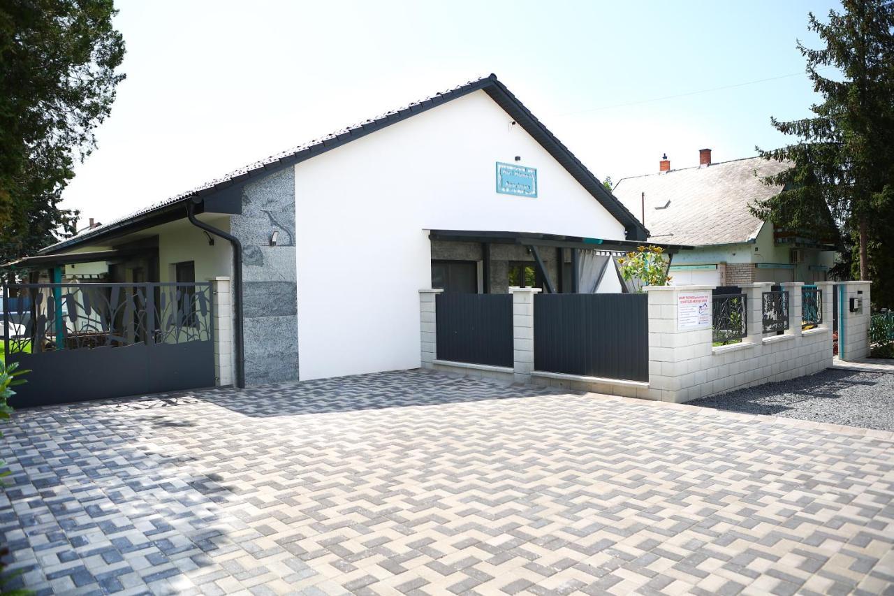 Hori Homes Apartman Шиофок Экстерьер фото